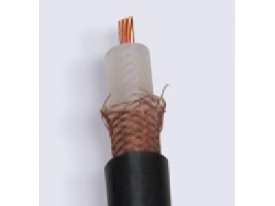 實心聚乙烯絕緣射頻電纜.jpg 實心聚乙烯絕緣射頻電纜.jpg